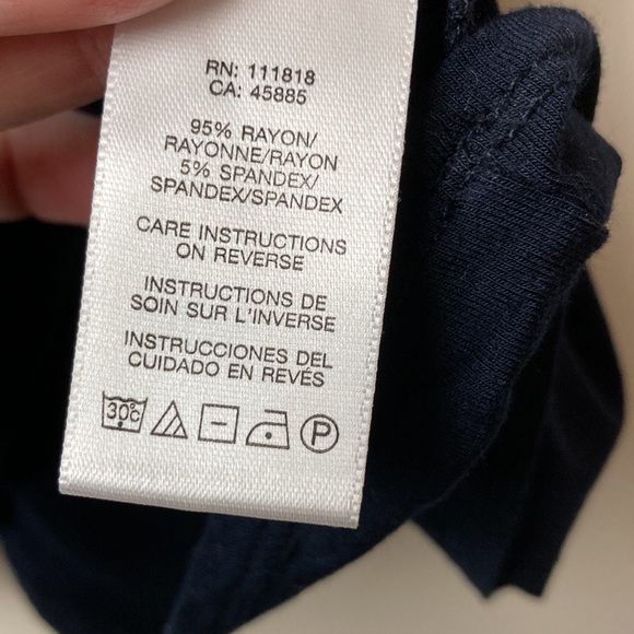 Michael KORS top, size Medium - Picture 5 of 7